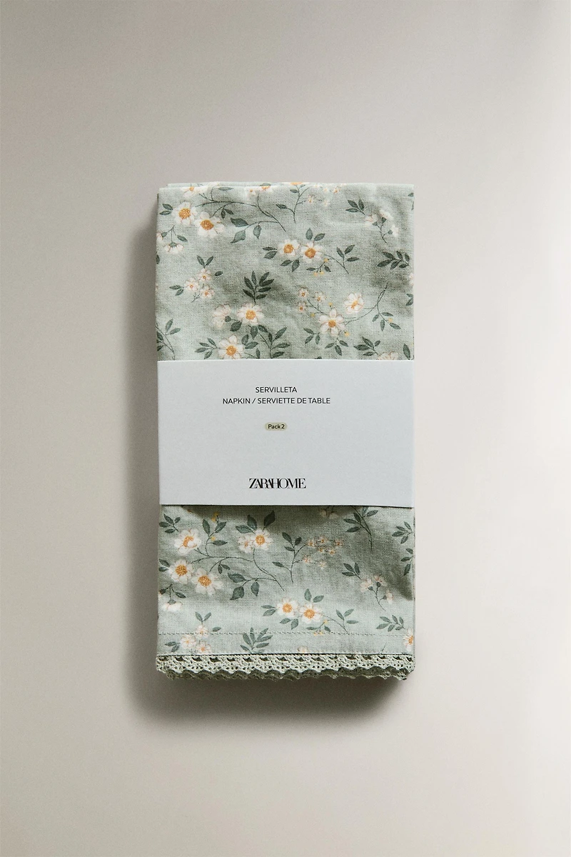 WILDFLOWER NAPKINS WITH LACE TRIM (PACK OF 2)