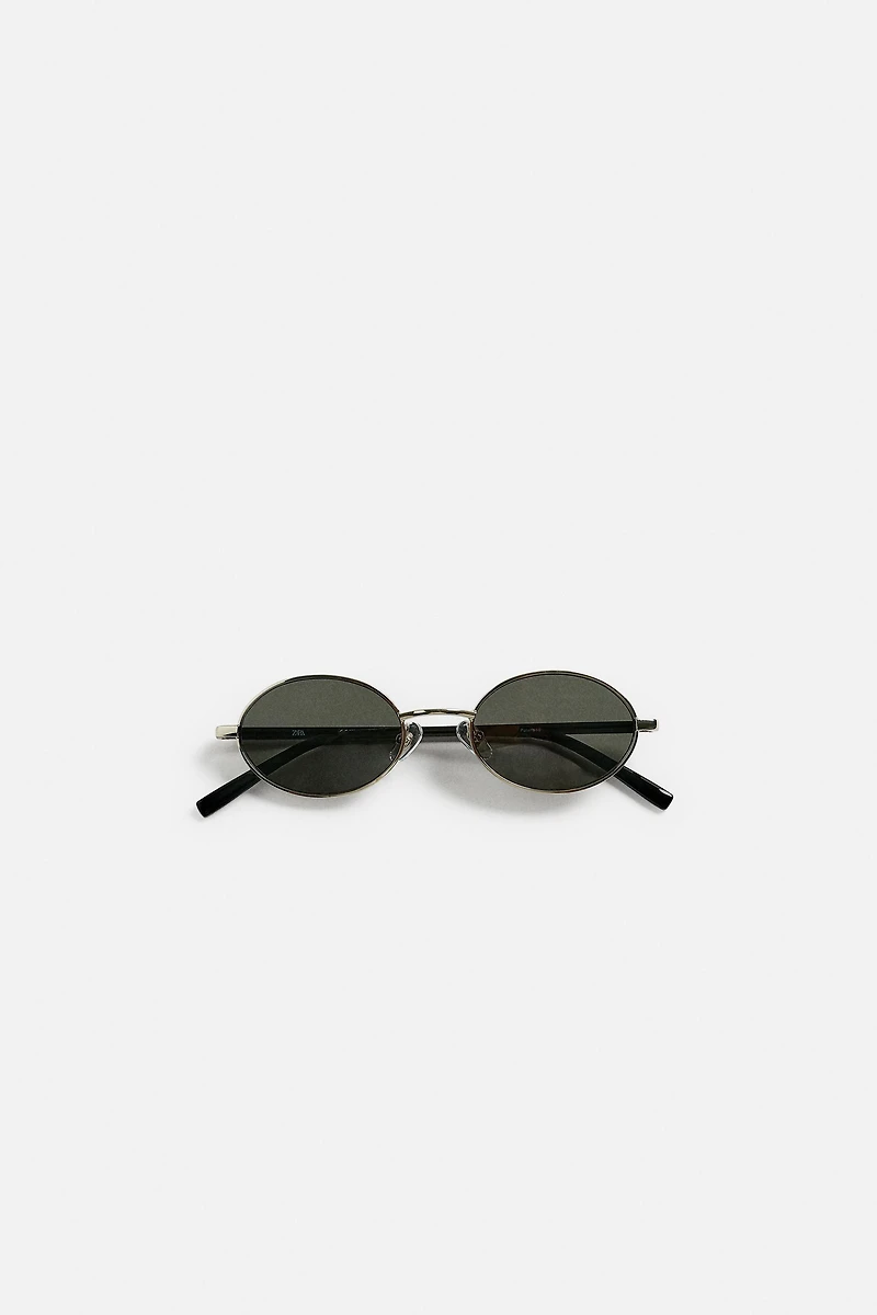 LUNETTES DE SOLEIL OVALES