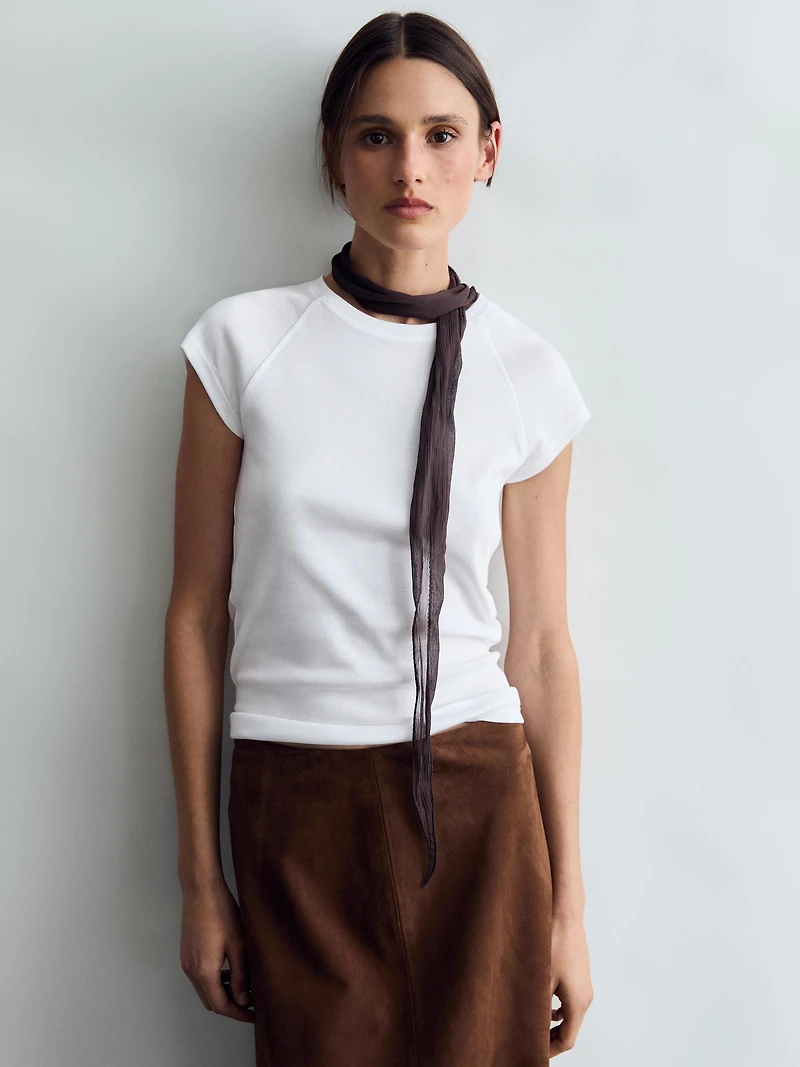 100% cotton lightweight T-shirt