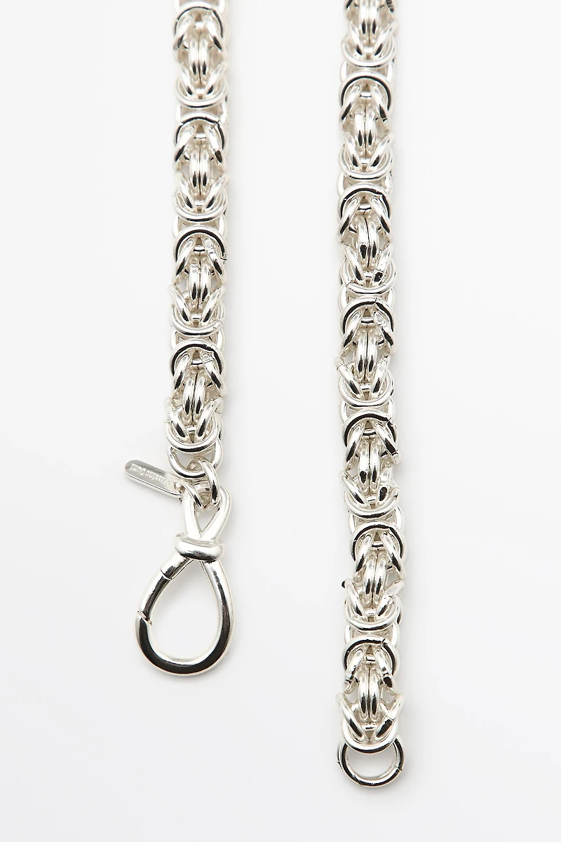 Link chain necklace