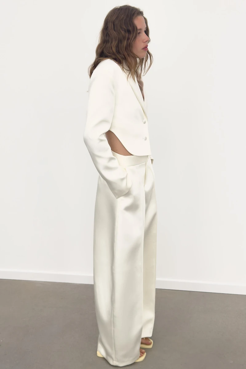 SATIN EFFECT CROP BLAZER WITH BACK VENT