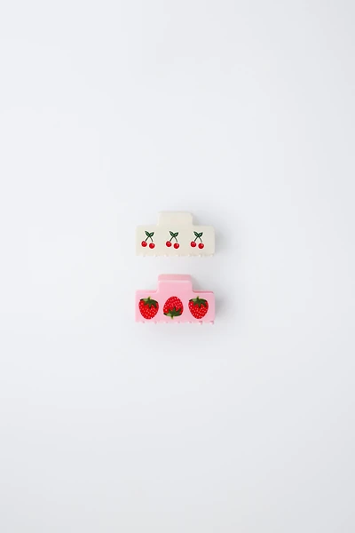 PACK OF TWO STRAWBERRY AND CHERRY CLIPS