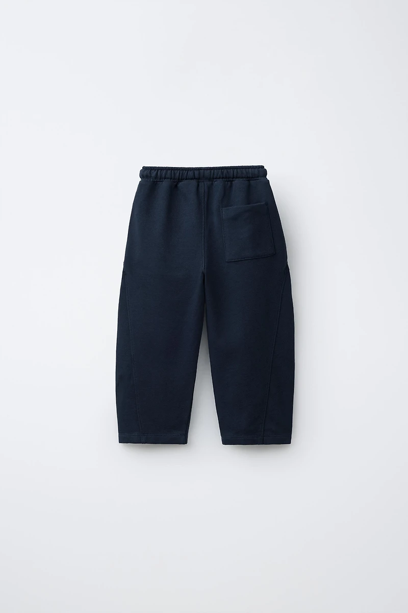 PANTALON BARREL ÉTIQUETTE