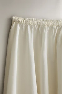 EMBROIDERED SKIRT