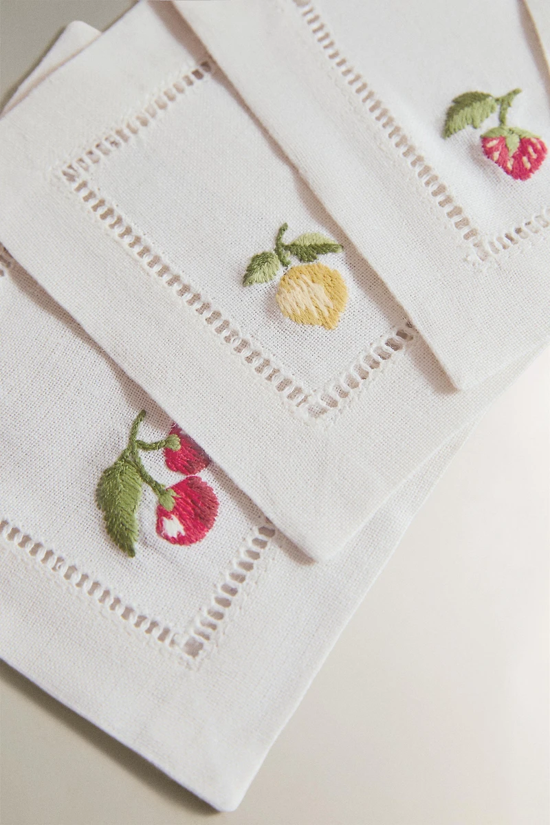 RAMIE FRUIT COASTERS (PACK OF 4)