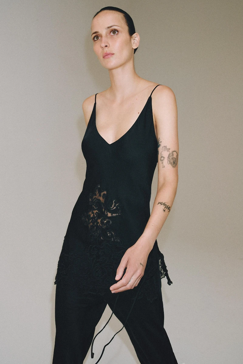 ZW COLLECTION EMBROIDERED SATIN EFFECT TOP