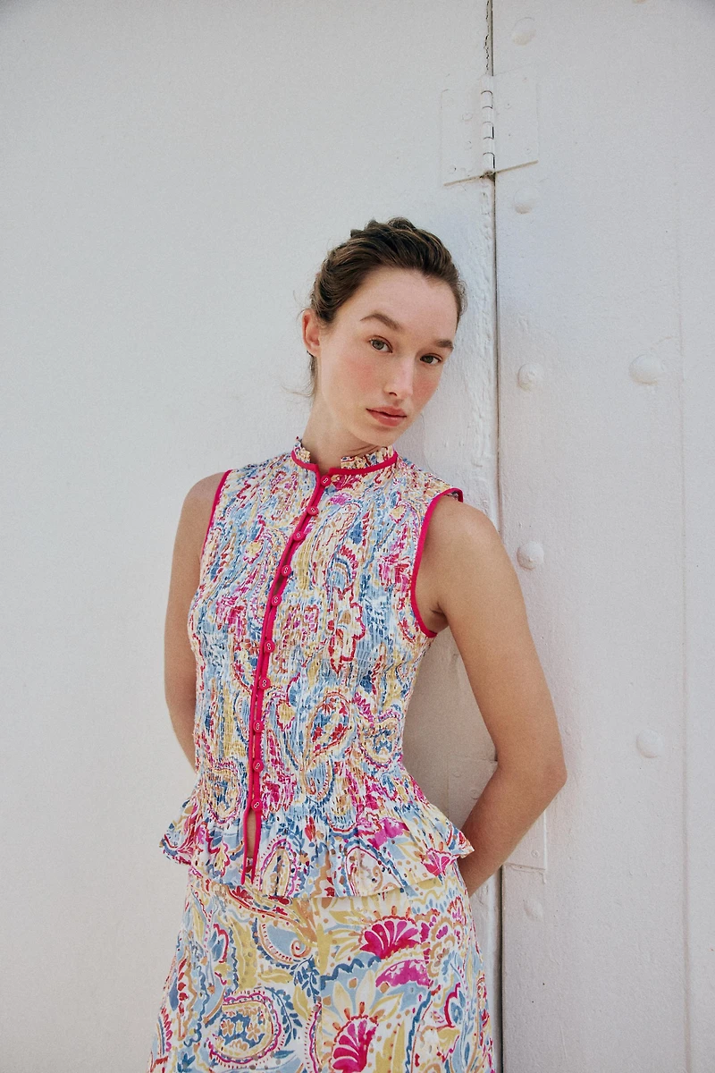 PRINTED EMBROIDERED EYELET TOP