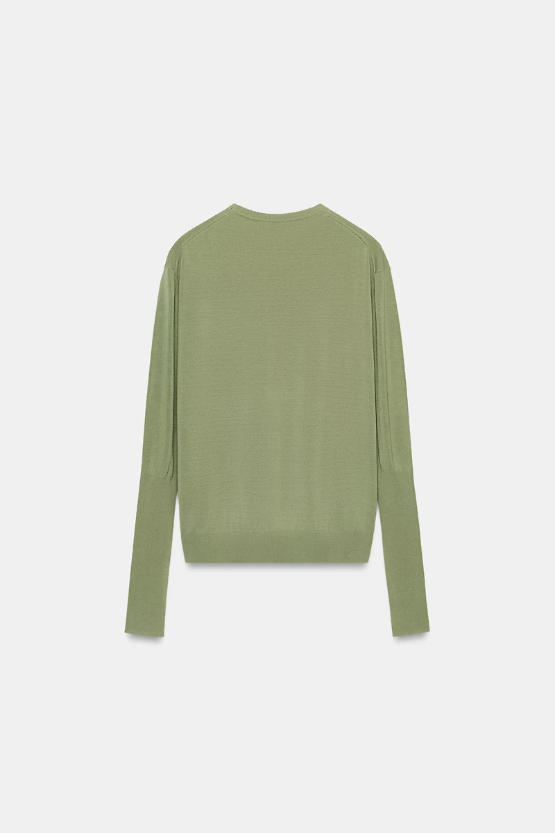 EXTRA FINE KNIT JUMPER