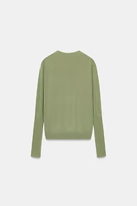 EXTRA FINE KNIT JUMPER