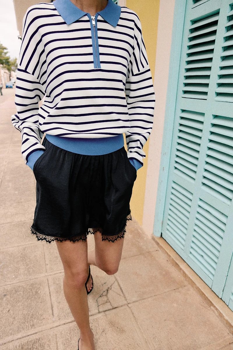 LACE TRIM SATIN SHORTS