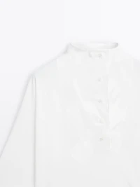Funnel neck T-shirt