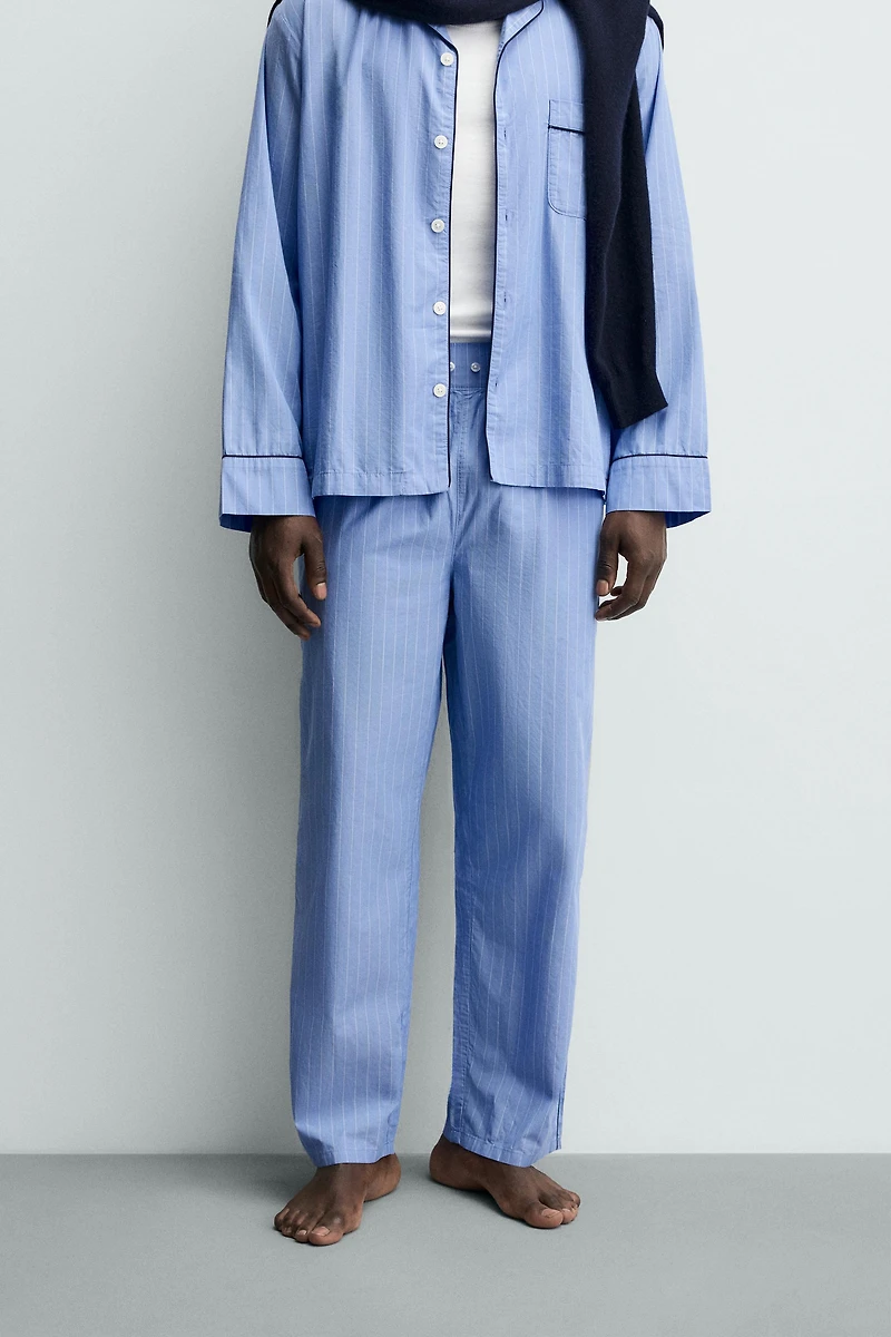 ENSEMBLE DE PYJAMA LISERÉS STRUCTURES CONTRASTÉS