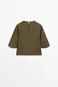 Linen blend blouse with embroidered details
