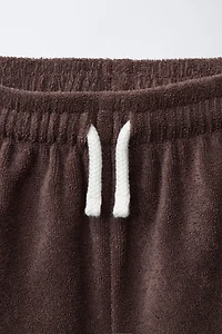 SHORT EFFET ÉPONGE AVEC ÉTIQUETTE