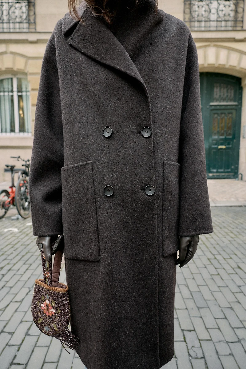 LONG DOUBLE-BREASTED WOOL COAT