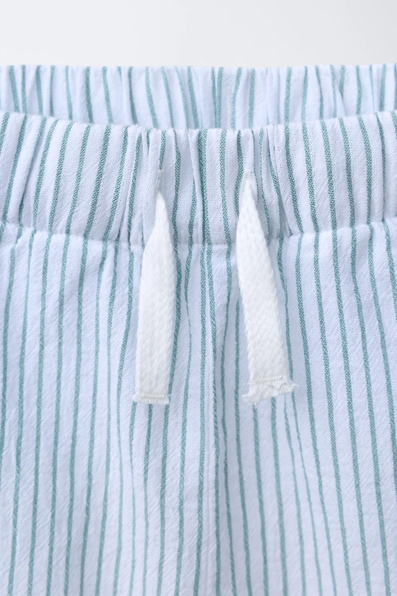 TEXTURED STRIPED SHORTS