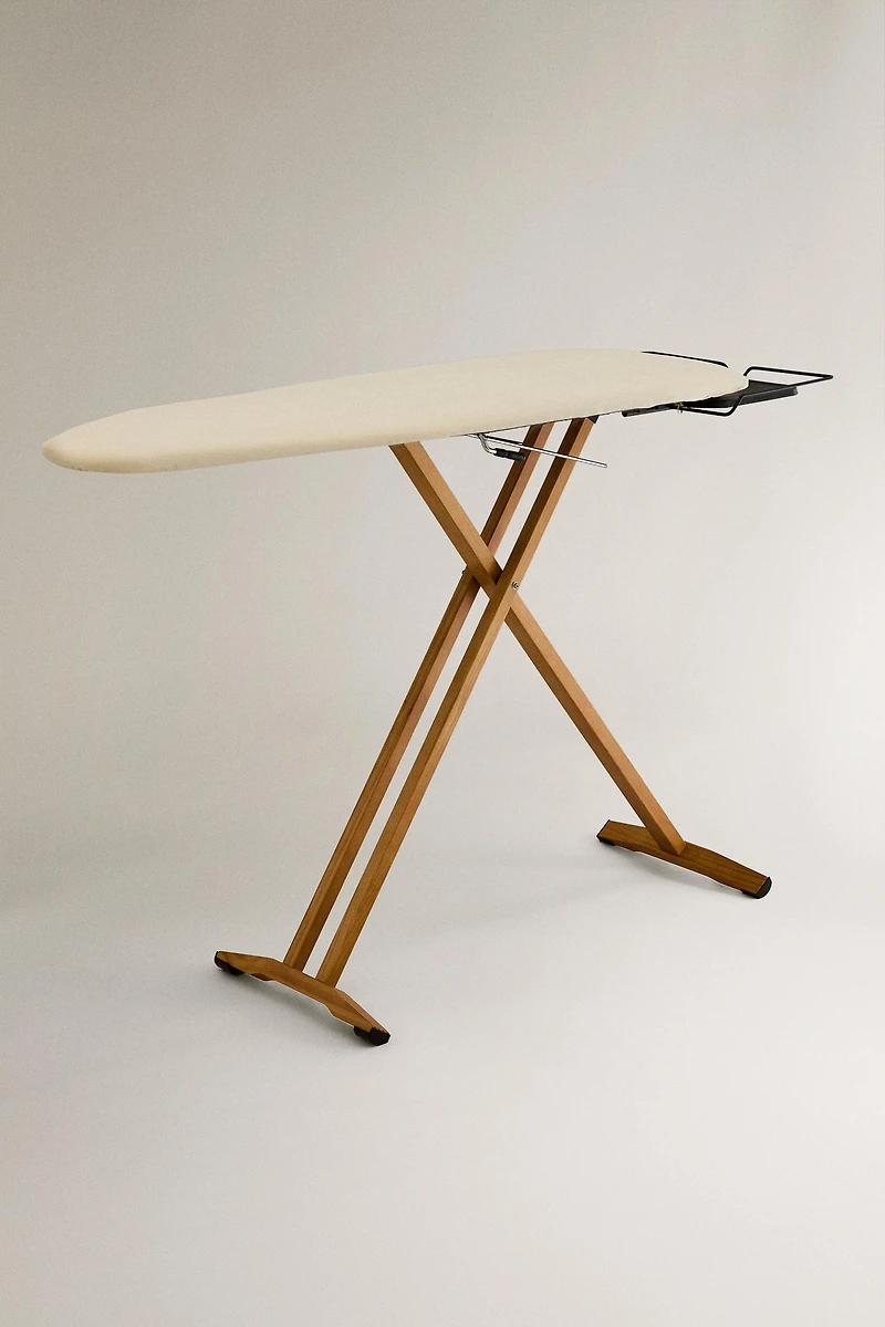 WOOD AND METAL IRONING BOARD
