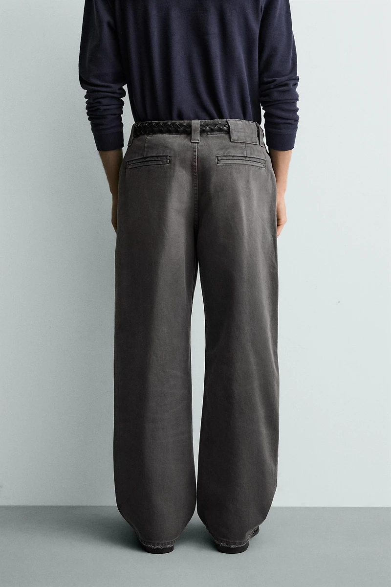 PANTALON CHINO COUPE DÉCONTRACTÉE DÉLAVÉ
