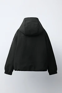 LIGHTWEIGHT WATER-REPELLENT JACKET