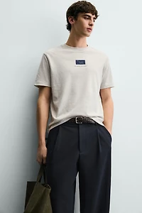 CONTRAST PRINT T-SHIRT