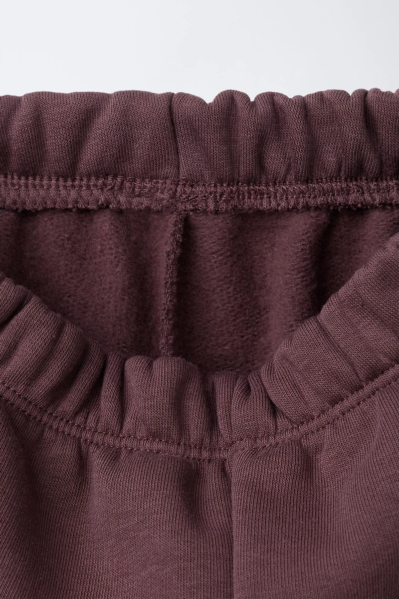 TEXT SWEATSHIRT AND JOGGER SET