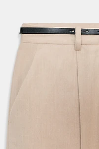 PANTALON DROIT À CEINTURE