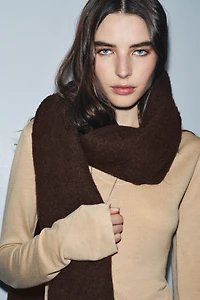 PLAIN SOFT FRINGED SCARF