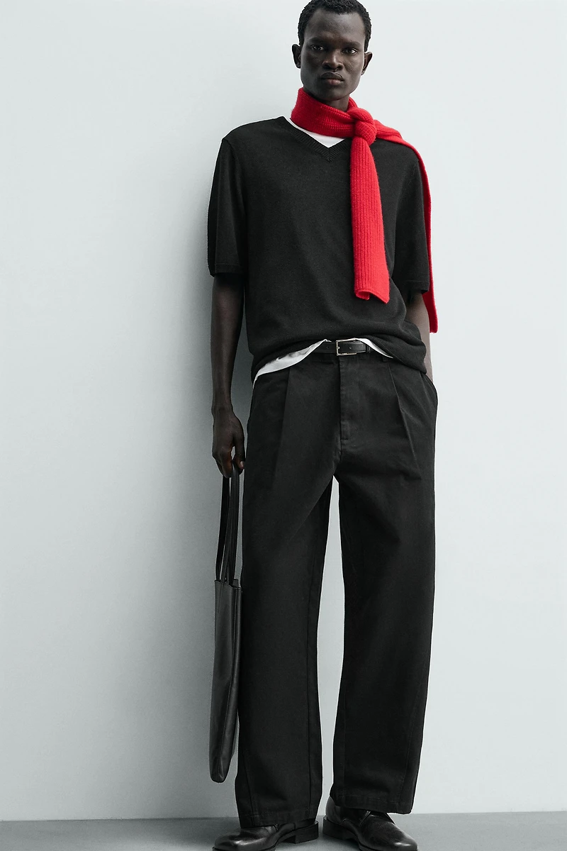 PLEATED WIDE FIT PANTS