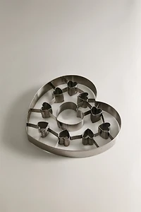 MOULE À PÂTISSERIE CŒURS EN ACIER