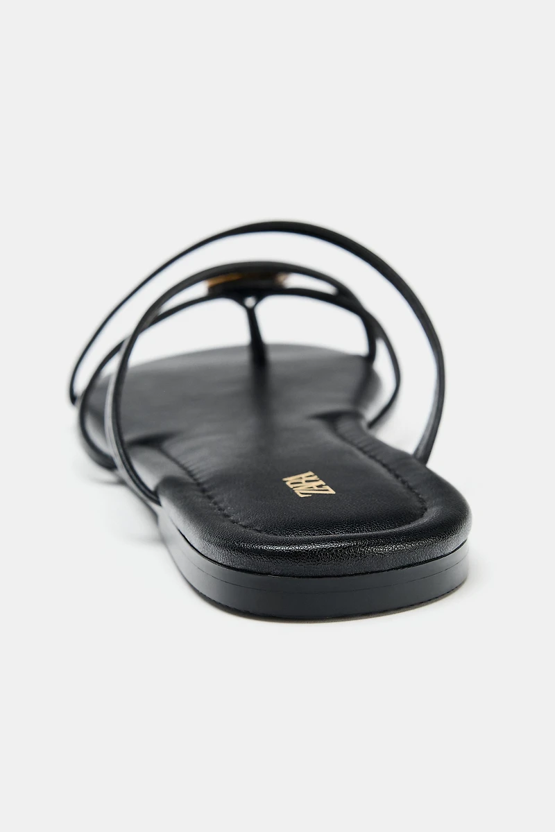MULTI-STRAP FLAT SANDALS