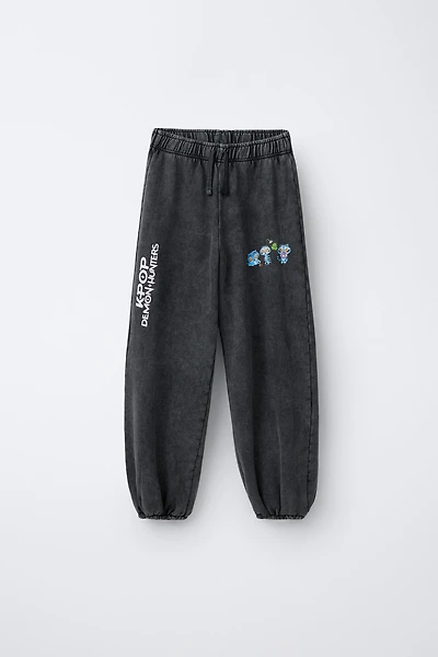 WASHED EFFECT JOGGER PANTS KPOP DEMON HUNTERS™ NETFLIX ©