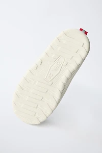 THE AVENGERS © MARVEL HIGH TOP SNEAKERS