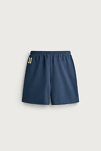 BERMUDA DE JOGGING À MOTIFS GRAPHIQUES
