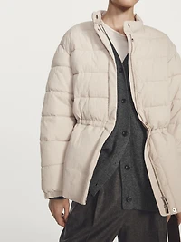 Water-repellent puffer jacket