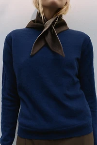 WOOL TRIANGULAR BANDANA