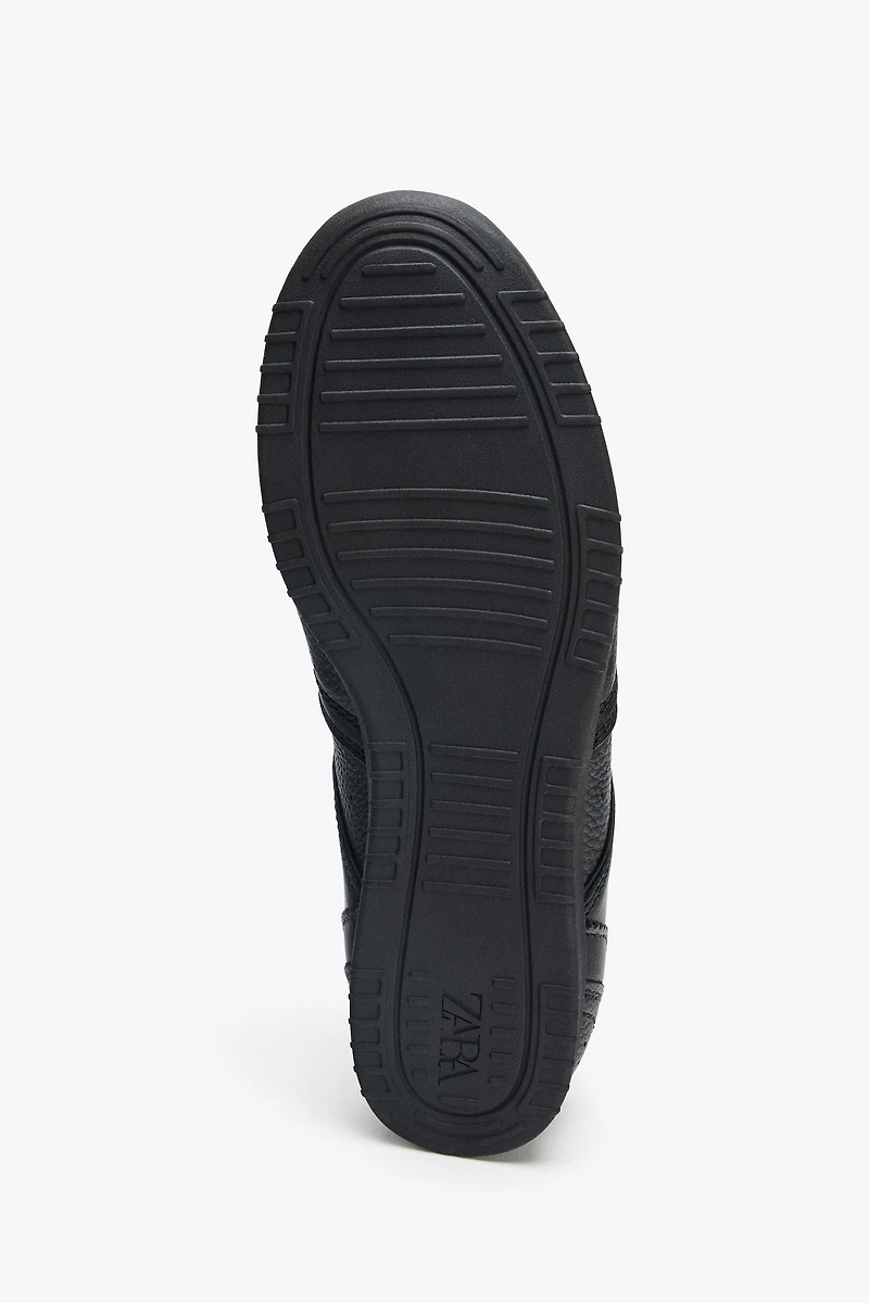 LEATHER SNEAKERS