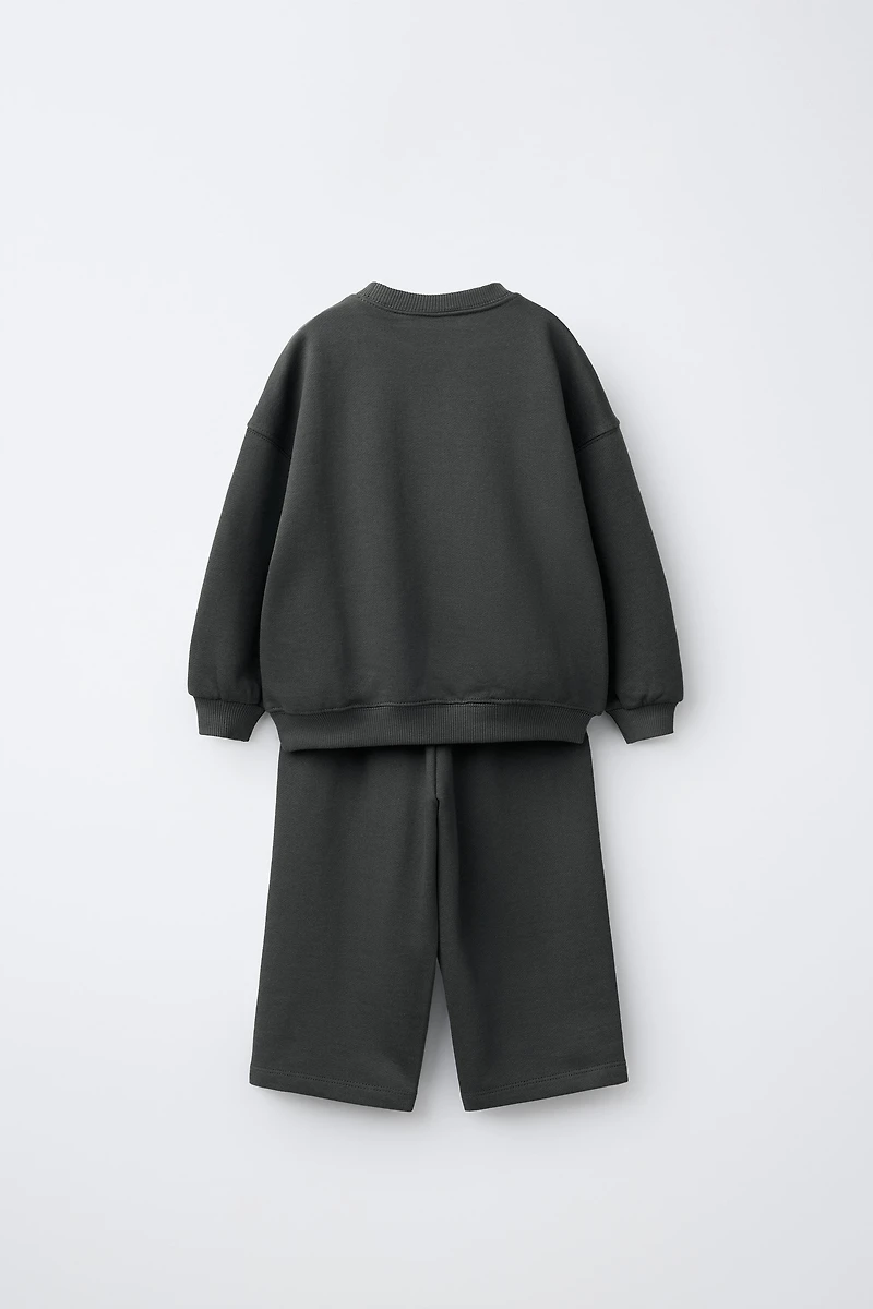 JOGGING SET SWEATSHIRT AND TEXT PANTS