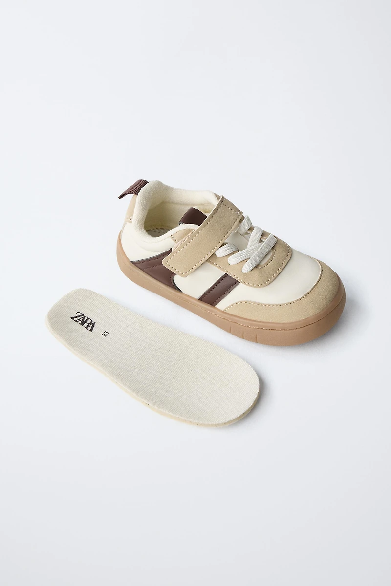 RETRO BAREFOOT SNEAKERS
