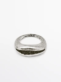 Bague irrégulière brillante