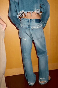TRF BOYFRIEND RIPPED MID-RISE JEANS