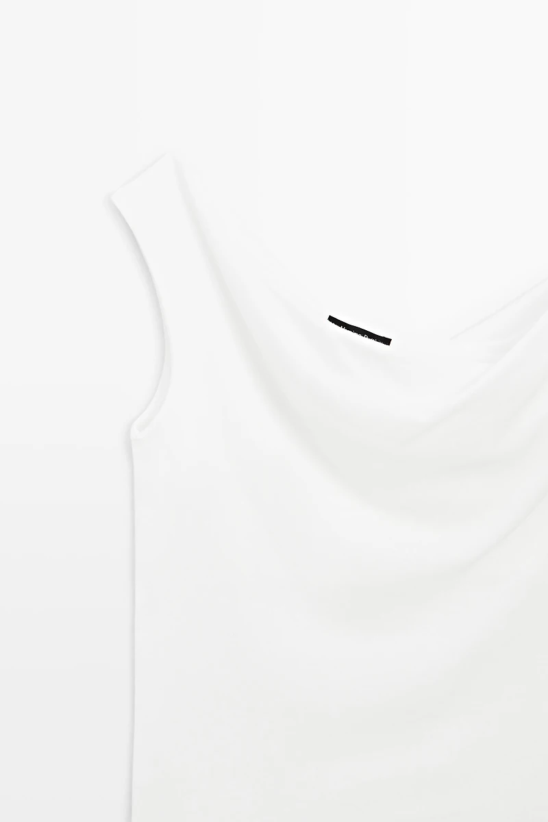 Asymmetric off-the-shoulder top