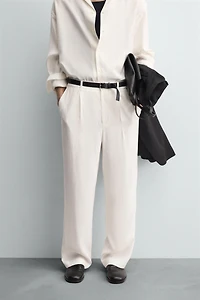 PANTALON COUPE DÉCONTRACTÉE PLIS