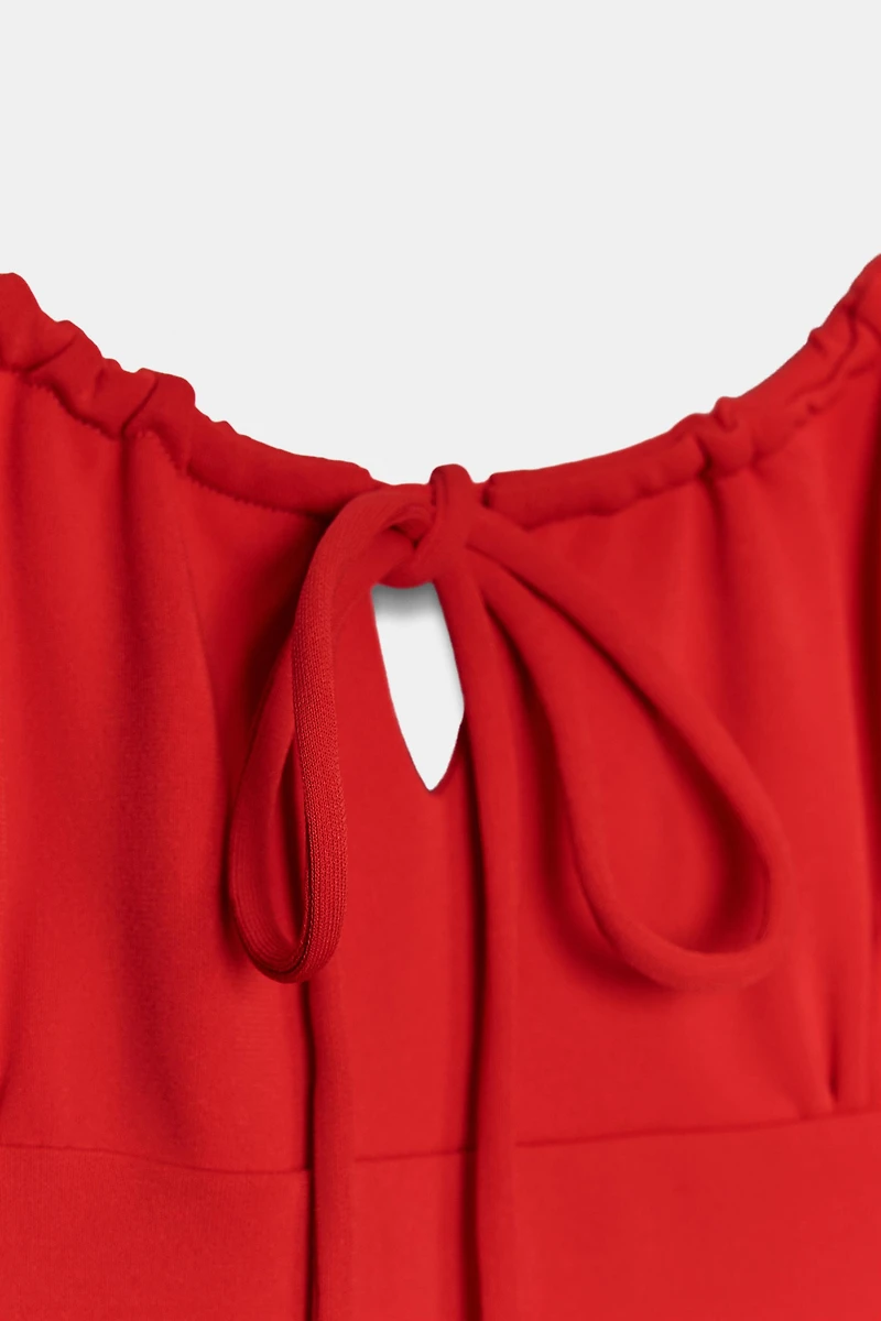 FLOWY STRAPPY MIDI DRESS