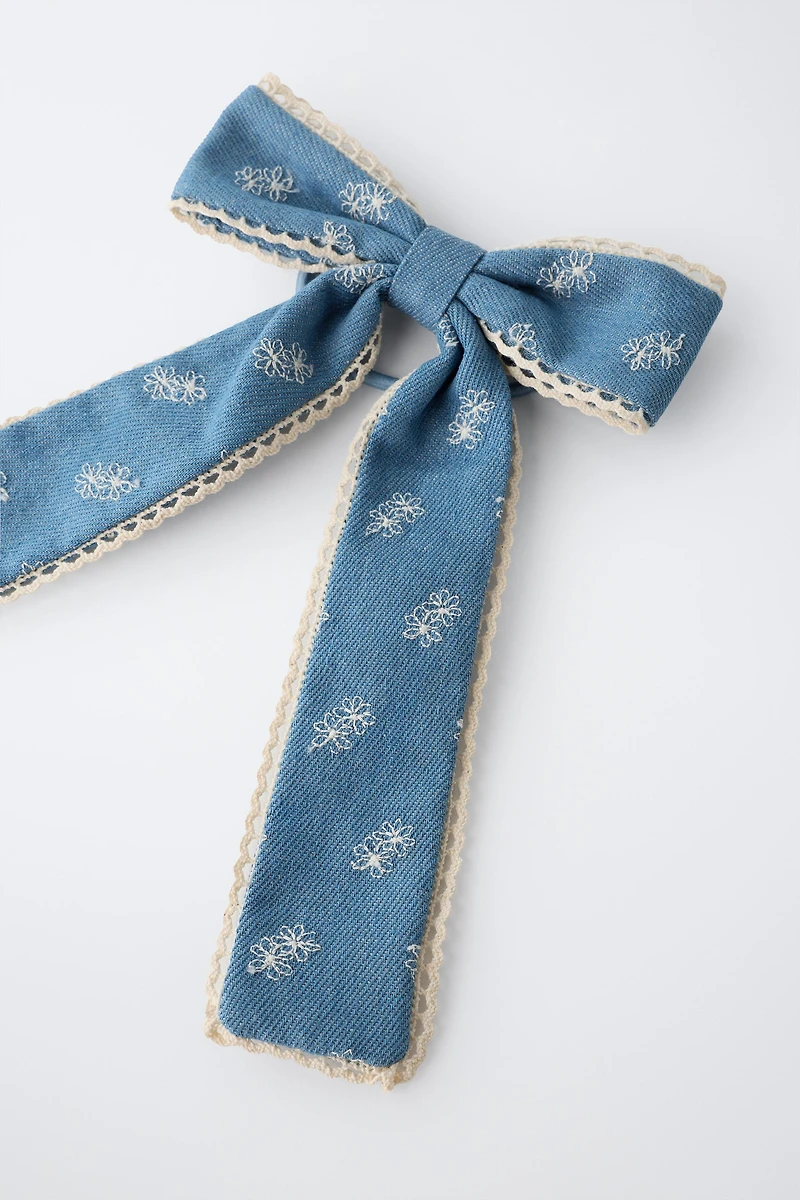 EMBROIDERED DENIM BOW HAIR CLAW