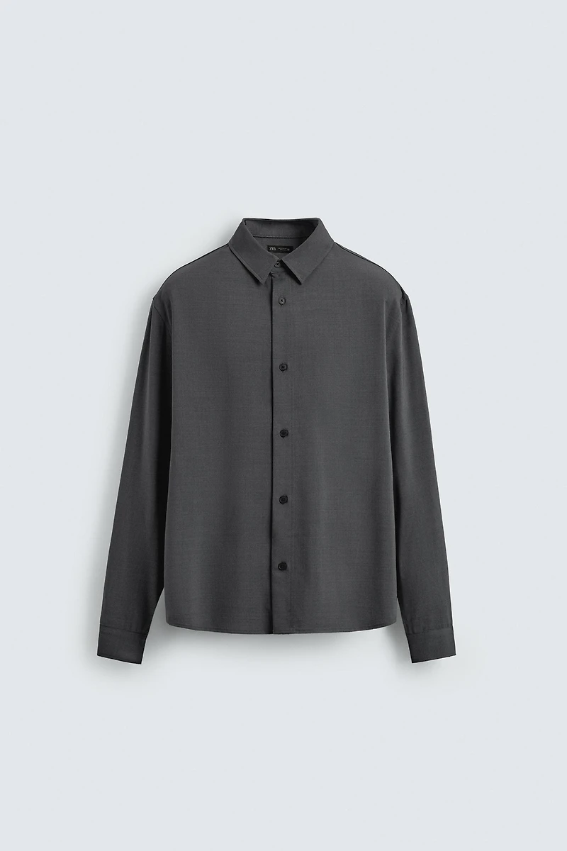 RELAXED FIT FLOWY SHIRT