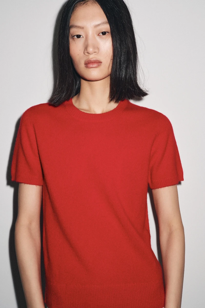 100% CASHMERE SHORT SLEEVE SWEATER