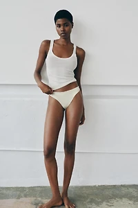 FLORAL EMBROIDERED LACE PANTIES