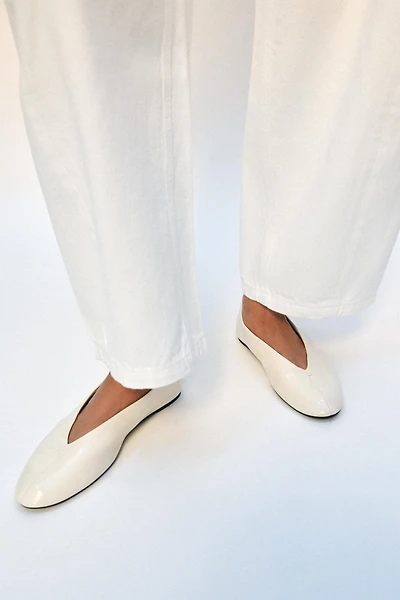 LEATHER BALLET FLATS