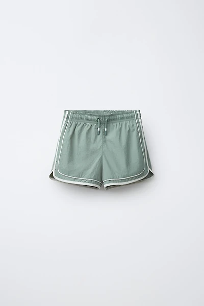 2-6 ANS/ SHORT DE BAIN À BANDES CONTRASTE