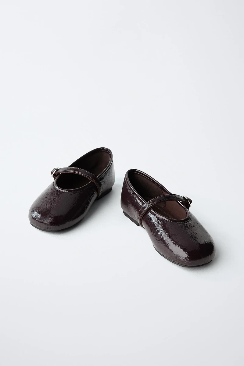 BALLERINES À BOUCLE